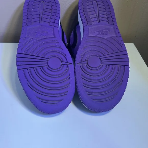 🔥 AIR JORDAN 1 LOW KIDS SIZE 7Y 553560-505