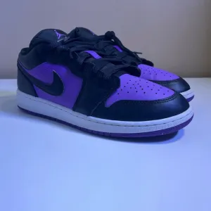 🔥 AIR JORDAN 1 LOW KIDS SIZE 7Y 553560-505