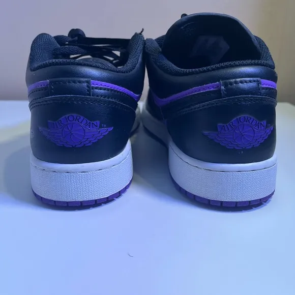 🔥 AIR JORDAN 1 LOW KIDS SIZE 7Y 553560-505