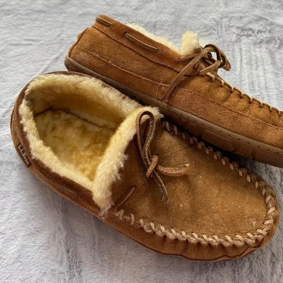 - L.L. Bean Wicked Good Tan Suede Shearling M9 W10.5 Moccasins Slippers …
