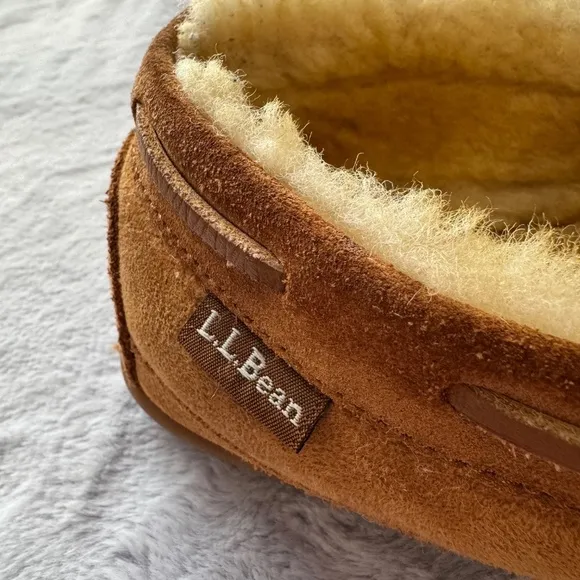 - L.L. Bean Wicked Good Tan Suede Shearling M9 W10.5 Moccasins Slippers …