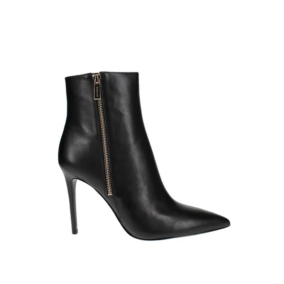 ✨ MICHAEL KORS LEATHER BOOTS ✨