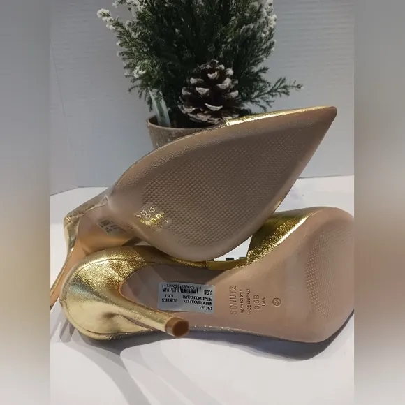 🆕️ Schutz - Luxury Cheslie Leather and Vinyl d'Orsay Pumps! ❤️