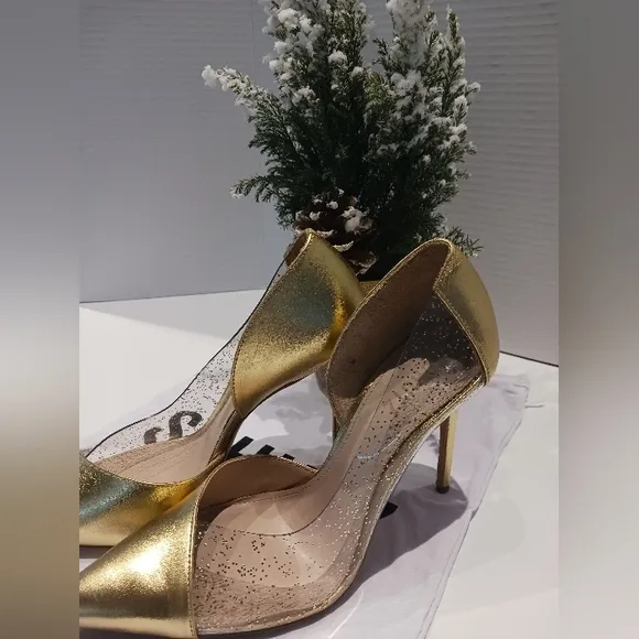 🆕️ Schutz - Luxury Cheslie Leather and Vinyl d'Orsay Pumps! ❤️
