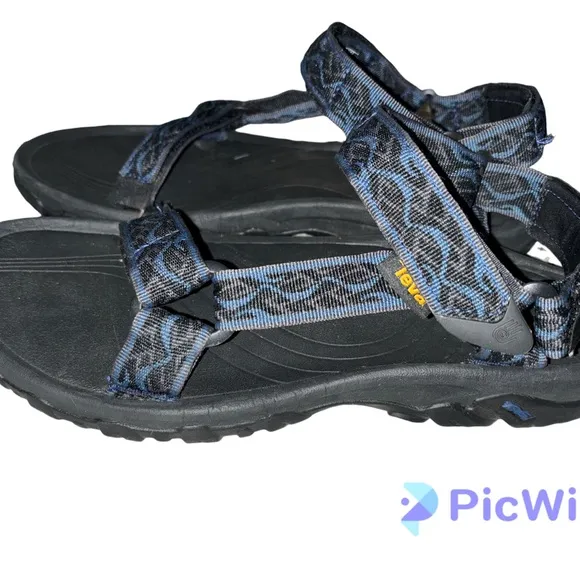 - Teva Mens Hurricane XLT2 Sandal size 10