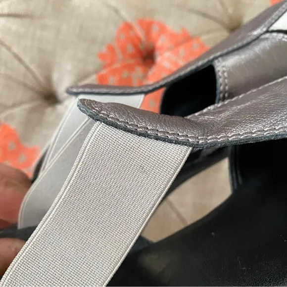 💎 TLC SILVER BLACK METTALIC CUT OUT SHOES!