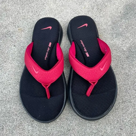 * WMNS NIKE ULTRAS COMFORTS 3 IIITHONGS THNG BLACKS FOOTBEDS *10*