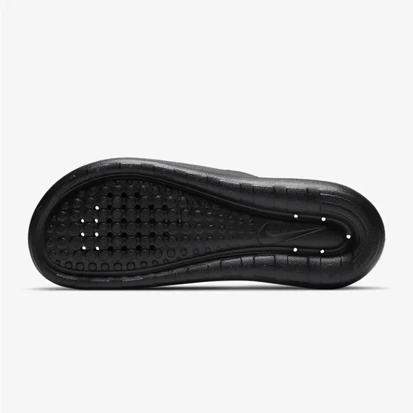 🆕 WMNS NIKE VICTORI ONES SHOWERS SLIDES BLACKS WHITES POOLS WATERPROOF