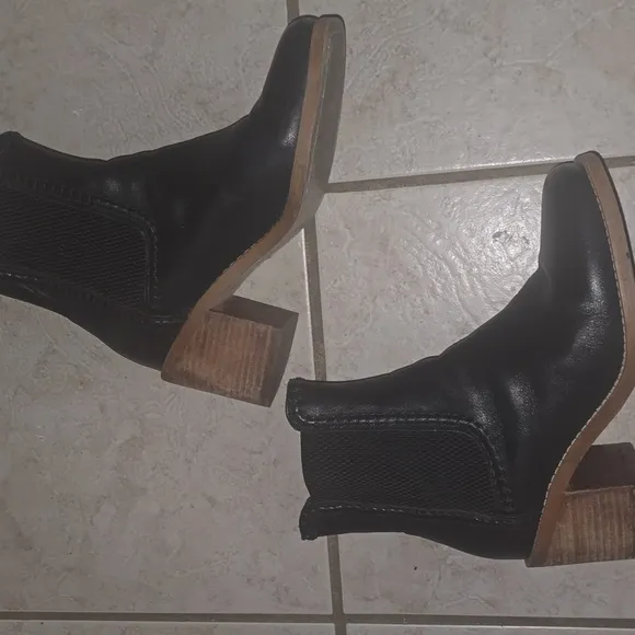 - Women's Black Leather Ankle Boots
