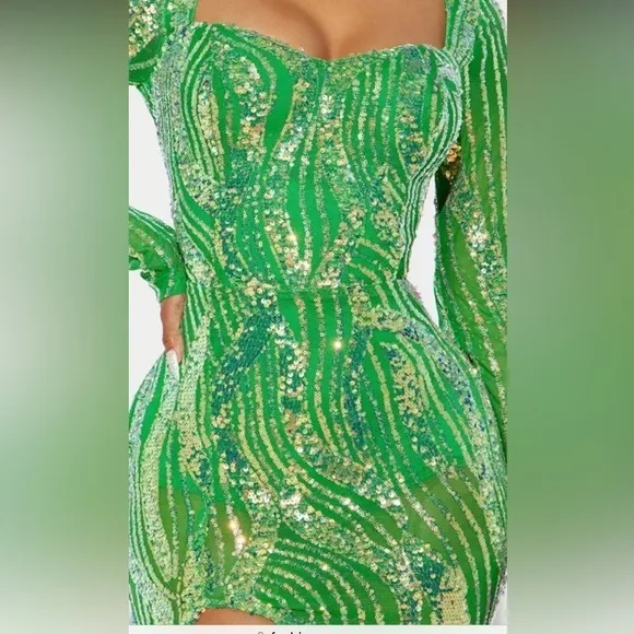 01 Long sleeve dress sequins mesh slit gala dress
