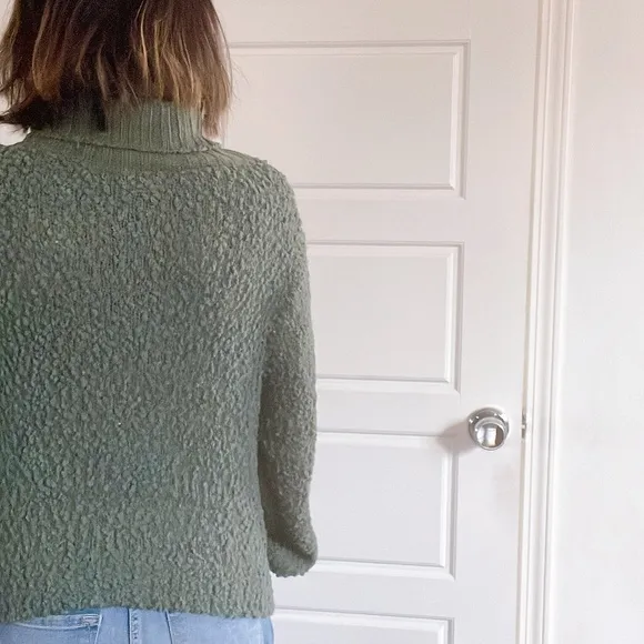 020 Cozy Green Cowl Neck Boucle Knit Sweater Top