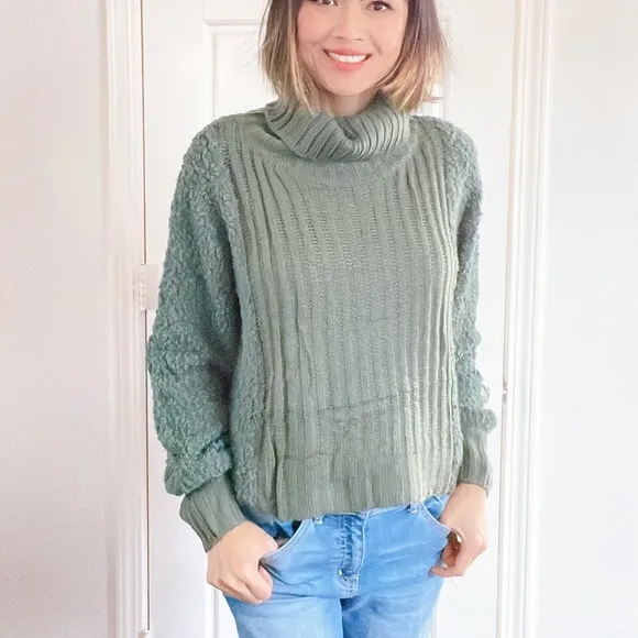 020 Cozy Green Cowl Neck Boucle Knit Sweater Top