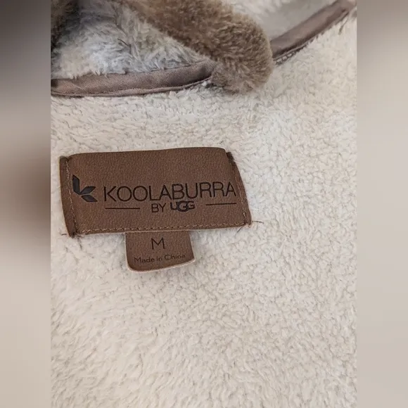 2 PC UGG COMBO DEAL: Kookaburra Plush Robe &amp; UGG Amphora Yeah Slides