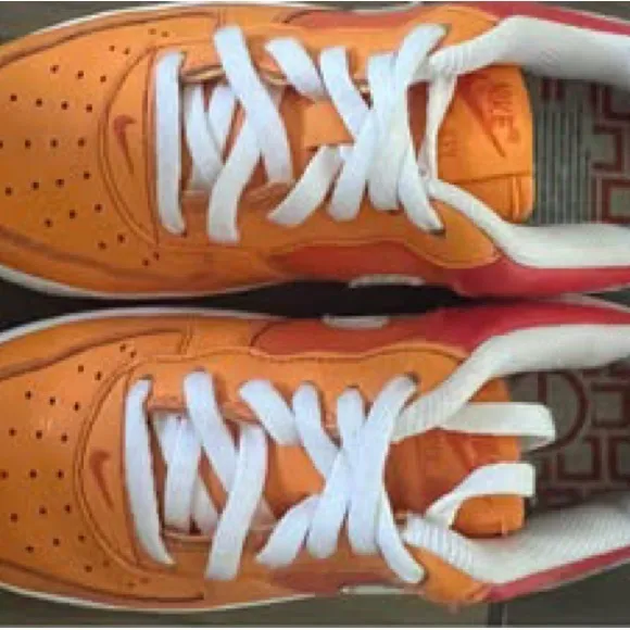 2007 Nike Air Force 1 Low Orange Peel 13.5C (kids) Patterson Square Garden