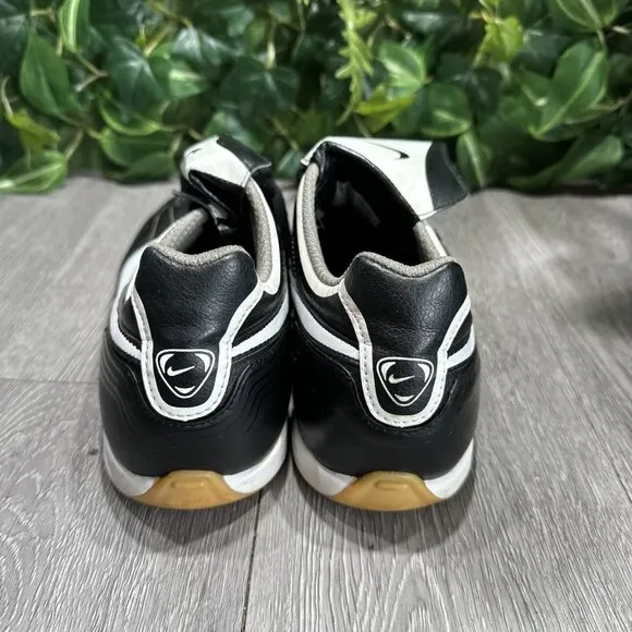 2007 Nike Men’s Size 10 Tiempo IC Indoor Black Soccer Shoes Leather 310061-011