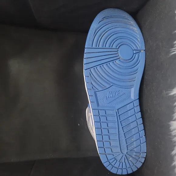 #33 Nike Men's Blue and Gray Sneakers