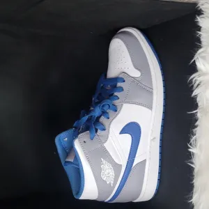 #33 Nike Mid Cement Men's Gray and Blue Nike Sneakers