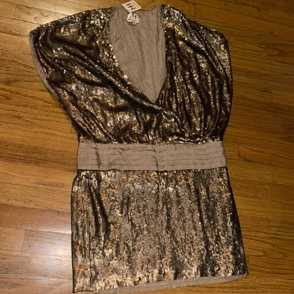 $895 NWT | LUXURY DRESS L  | HAUTE HIPPIE GOLD SEQUIN HOLIDAY DRESS L
