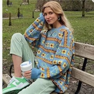 90’s Style Floral Knit Sweater Pullover