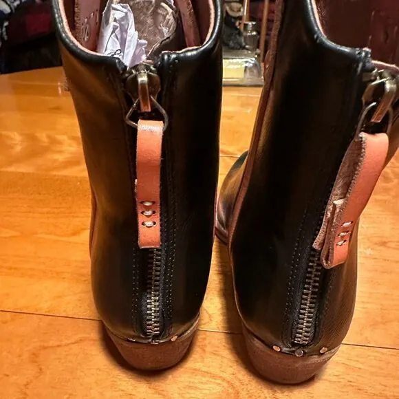A Rider Girl Cowboy Cowboy Boots Booties size 7.5 NEW