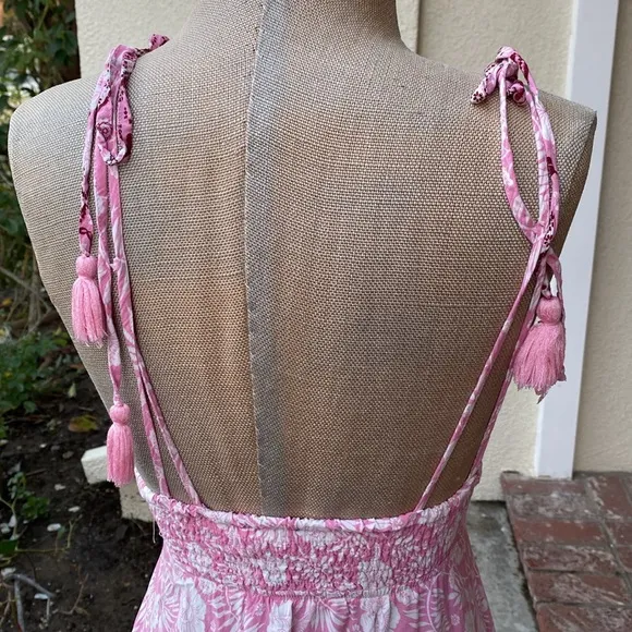 Aakaa beautiful pink floral flowy maxi sundress from high end boutique