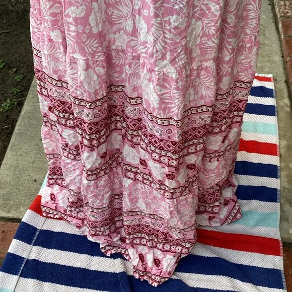 Aakaa beautiful pink floral flowy maxi sundress from high end boutique