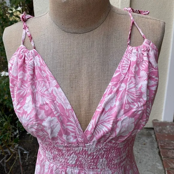 Aakaa beautiful pink floral flowy maxi sundress from high end boutique