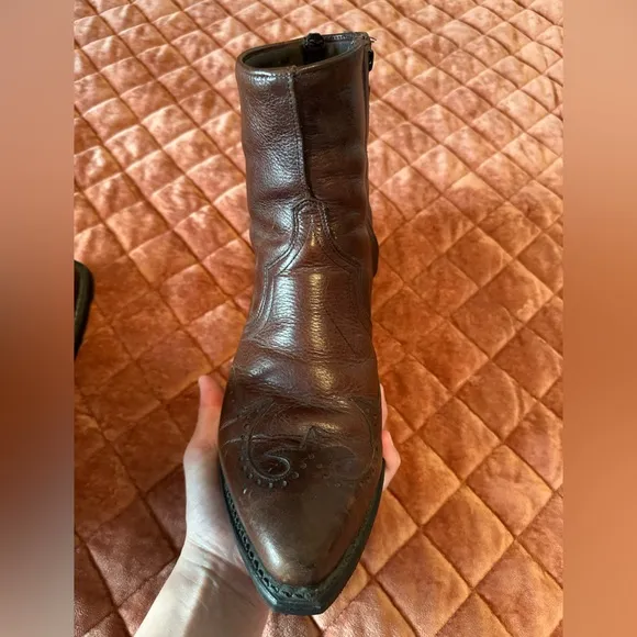 Abilene Men's Brown Leather Wingtip Ankle Boots