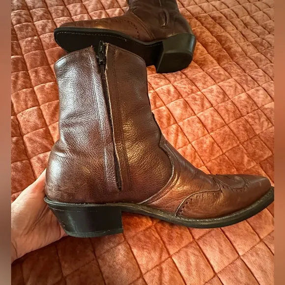 Abilene Men's Brown Leather Wingtip Ankle Boots