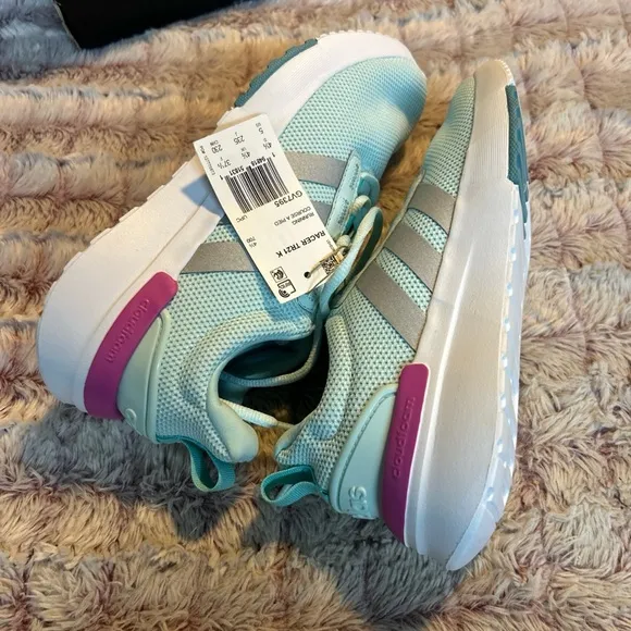 Adidas Blue and Pink Sneakers for Everyday Comfort size 5
