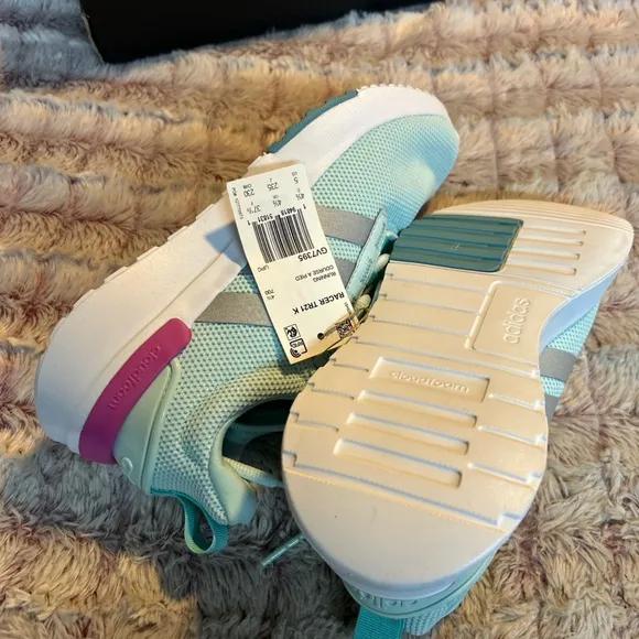 Adidas Blue and Pink Sneakers for Everyday Comfort size 5