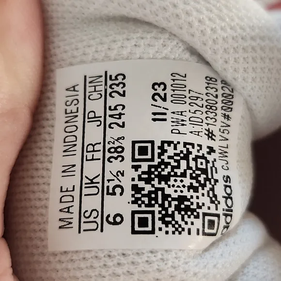 Adidas Breaknet 2 leather sneakers  (new)