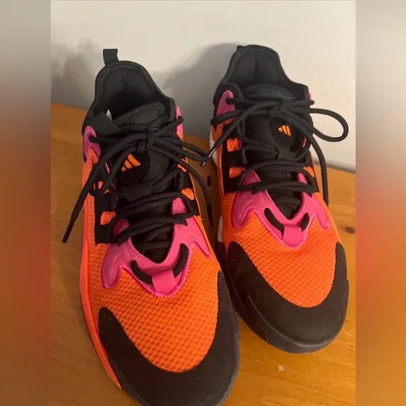 adidas BYW SELECT SHOES Core Black / Impact Orange / Team Real Magenta  10.5