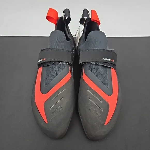 Adidas Five Ten Aleon Climbing Shoes BC0861 Men's Size 11.5 New