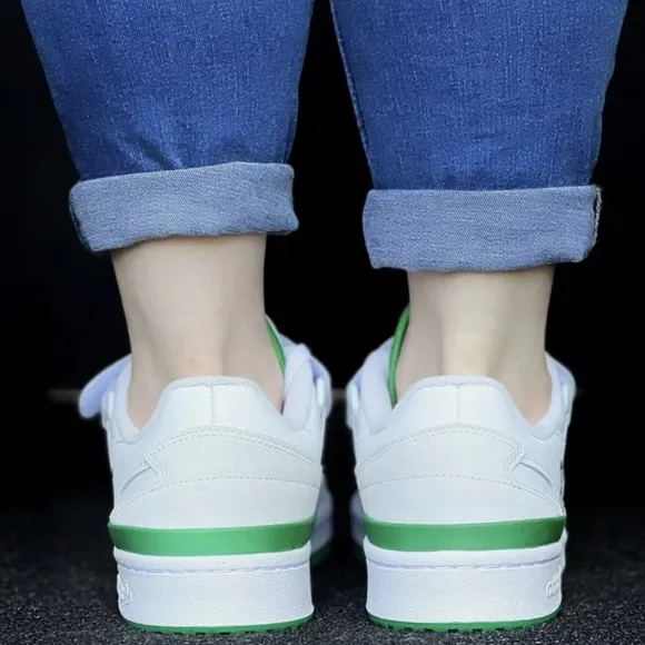 Adidas Forum Low Shoes Women's 7 Men's 5.5 Cloude White/ Green/ Lucid Pink