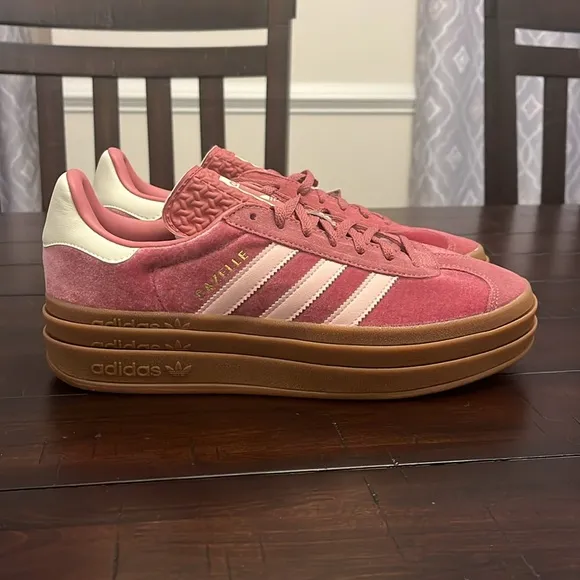 Adidas Gazelle Bold Velour Shoes Sneakers new Women’s Size 10