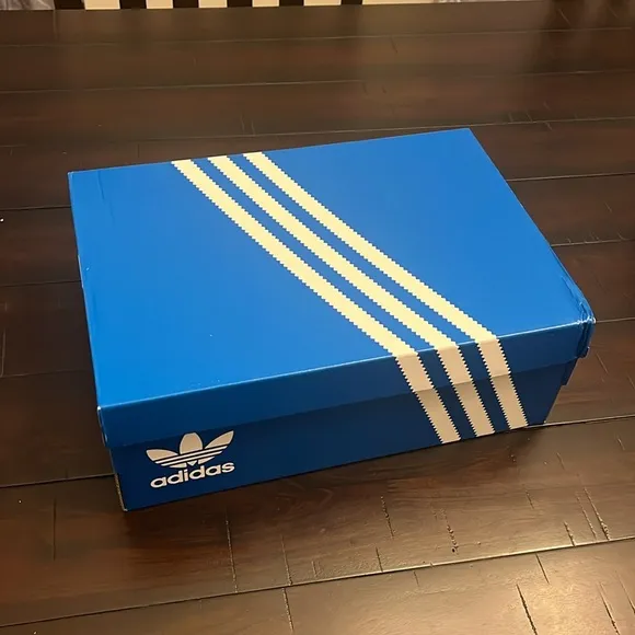 Adidas Gazelle Bold Velour Shoes Sneakers new Women’s Size 10