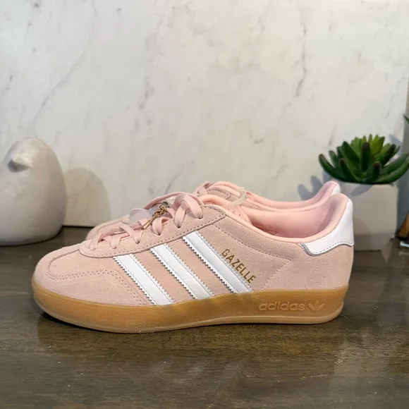 adidas Gazelle Indoor W Sandy Pink / Gum Sole