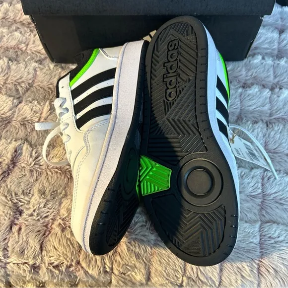 ADIDAS Hoops kids Sneakers  size 5