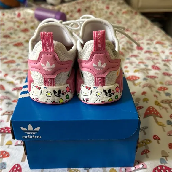 Adidas Kids' Hello Kitty NMD_R1 EL I Shoes - White and Pink