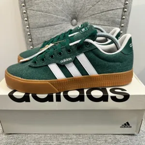 Adidas Men’s Daily 3.0 “Collegiate Green Gum” Low Top Sneakers, Size 8.5