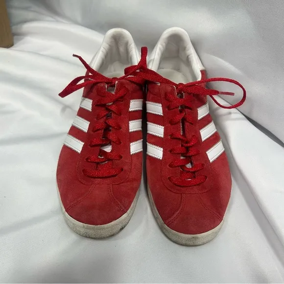 Adidas | Men's Gazelle Sneakers Red White Lace Up Shoes Stripes Size 5.5