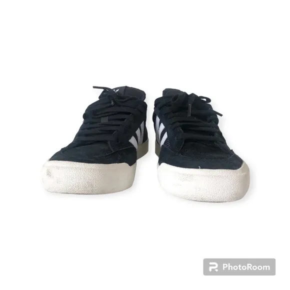Adidas Originals black/white Nora Low Womens size us9 Skateboarding Shoes