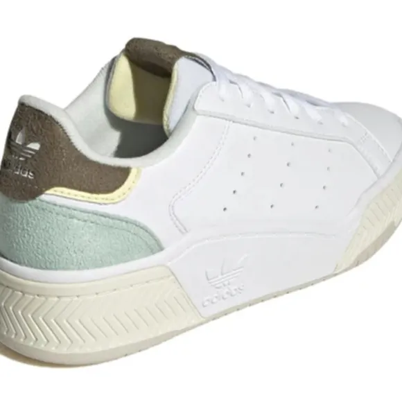 adidas originals Court Tourino Bold Women shoes Size:6.5 new
