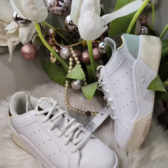 adidas originals Court Tourino Bold Women shoes Size:6.5 new