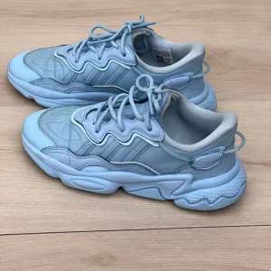 adidas Ozweego Clear Sky Halo Blue W's Size 6 RARE COLOR FIND / 90’s Aesthetic