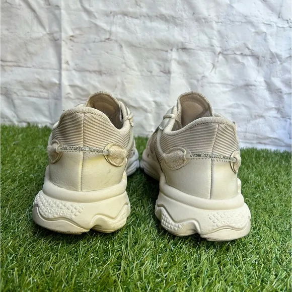 ADIDAS OZWEEGO SHOES men size 8.5 Bliss/ Bliss / Bliss/gently used