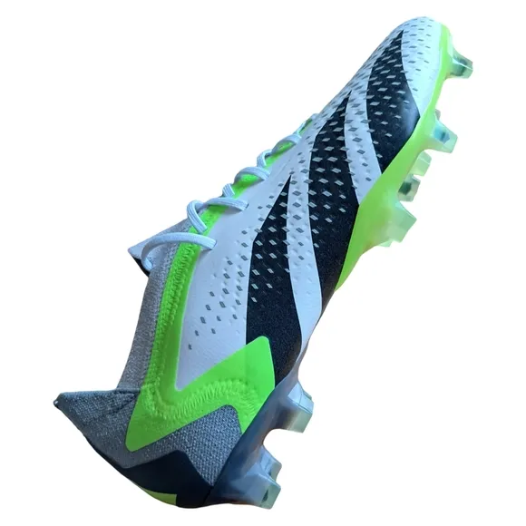 Adidas Predator Accuracy .1 FG Low Soccer Cleats Size 7.5 Mens / Womens 8.5