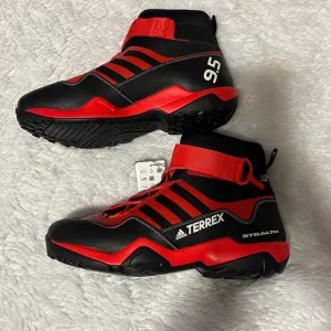 Adidas terrex hydro lace autdoor trail boots size 10