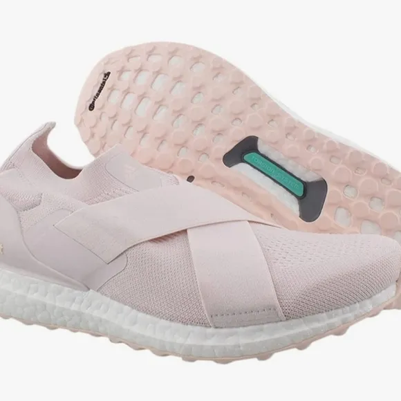 Adidas Women Ultraboost 6.0 DNA size6 new